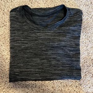 Lululemon relaxed swiftly tee